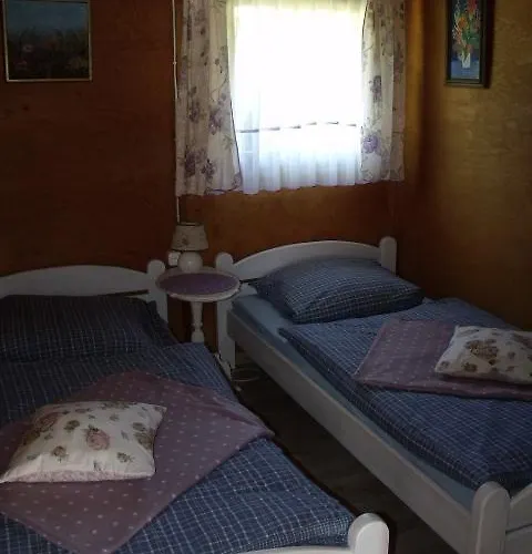 Domki Letniskowe W Wapnicy Lodge Lubin (West Pomeranian)